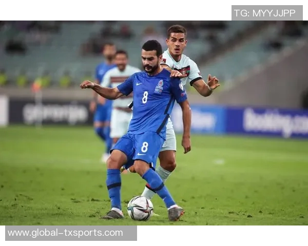 意大利国家队客战爱沙尼亚海报曝光多纳鲁马巴斯托尼小基恩齐亮相