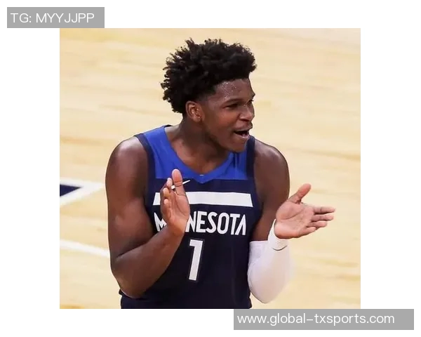 爱德华兹首节表现抢眼9投4中三分球命中率待提升 爱德华兹首节表现抢眼9投4中三分球命中率待提升