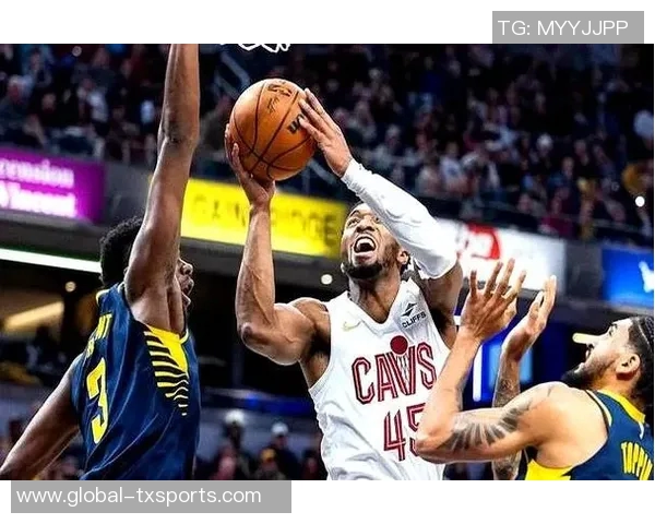 米切尔半场表现亮眼5中3贡献7分1板2助2断展现潜力