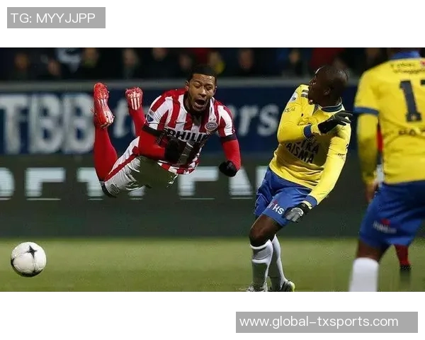 阿贾半场表现抢眼独揽17分7板2帽阿德巴约状态低迷仅得4分4板