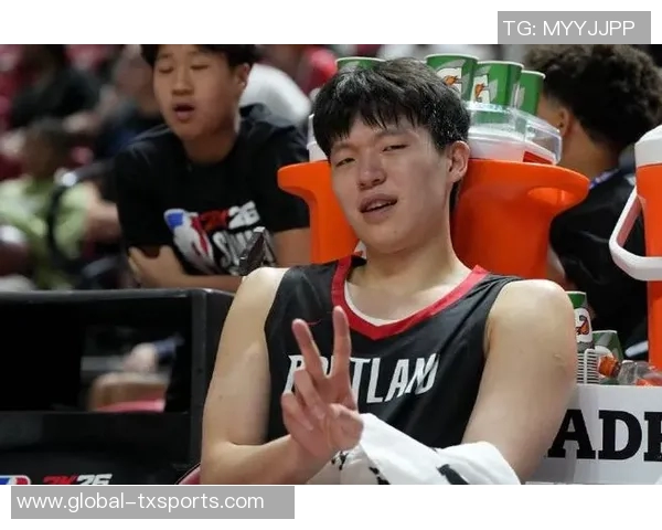杨瀚森夏季联赛收视率创纪录正崛起为新一代篮球偶像 杨瀚森夏季联赛收视率创纪录正崛起为新一代篮球偶像