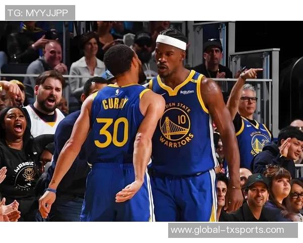 霍福德期待与库明加联手合作共同创造更大进攻空间 霍福德期待与库明加联手合作共同创造更大进攻空间