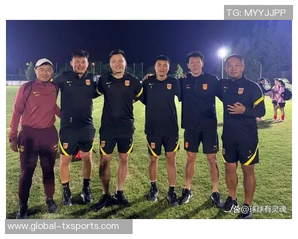 青岛西海岸女足在女甲收官战中获胜成功夺得联赛季军荣耀 青岛西海岸女足在女甲收官战中获胜成功夺得联赛季军荣耀