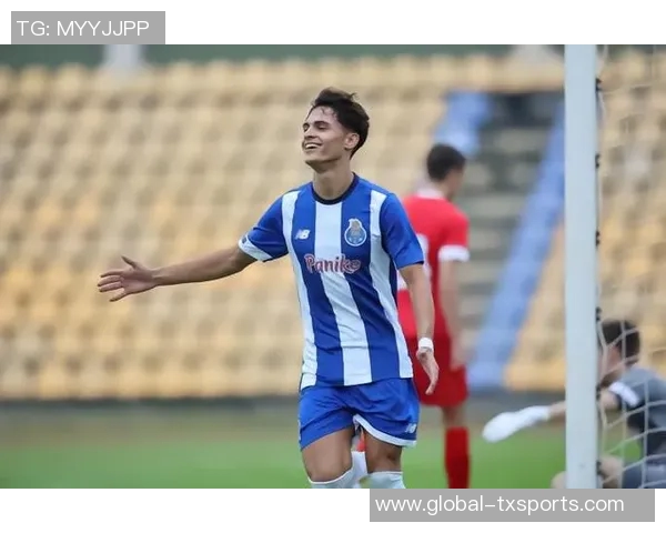 皇马关注17岁墨西哥中场莫拉身价450万欧引发热议 皇马关注17岁墨西哥中场莫拉身价450万欧引发热议