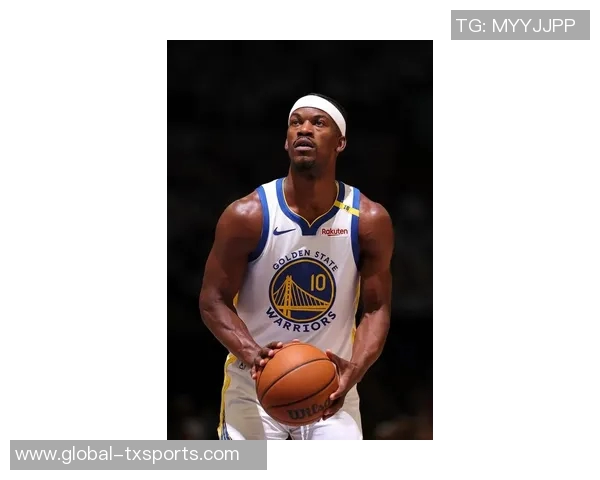 巴特勒强势突破篮下完成折叠打进并造成对手犯规精彩瞬间 巴特勒强势突破篮下完成折叠打进并造成对手犯规精彩瞬间