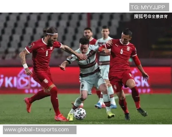 阿联酋足协酒店设大屏幕免费直播世预赛助力球迷欢庆冲击世界杯