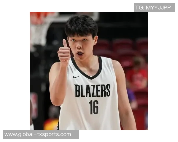 杨瀚森逐渐适应高强度比赛展现出色表现赢得球迷赞誉